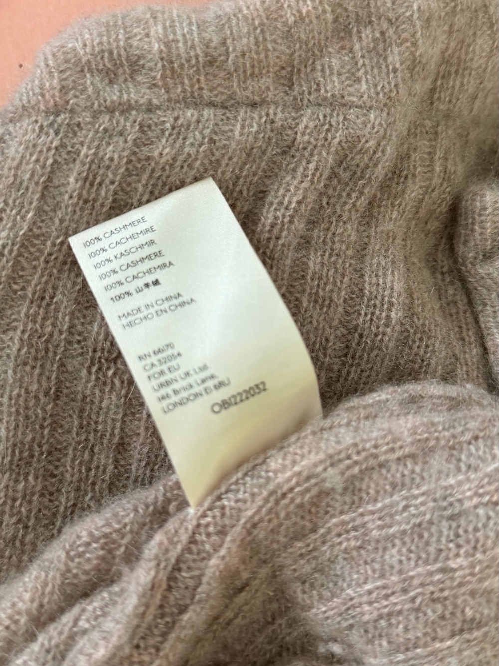 Free People Cashmere V-Neck Crop Sweater in Taupe - Picture 5 of 5